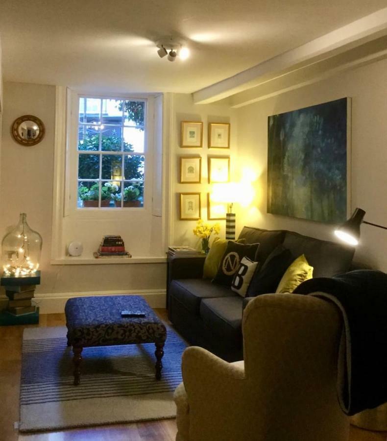 Beautiful 1Br Apartment In Historic St Aubin House Exterior foto